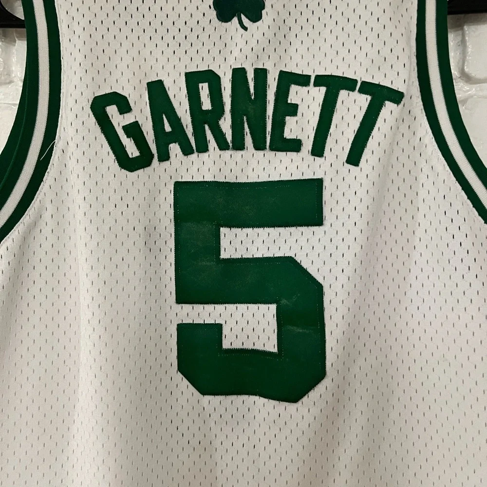 Kids large Boston Celtics Kevin garnet jersey - Picture 6 of 6